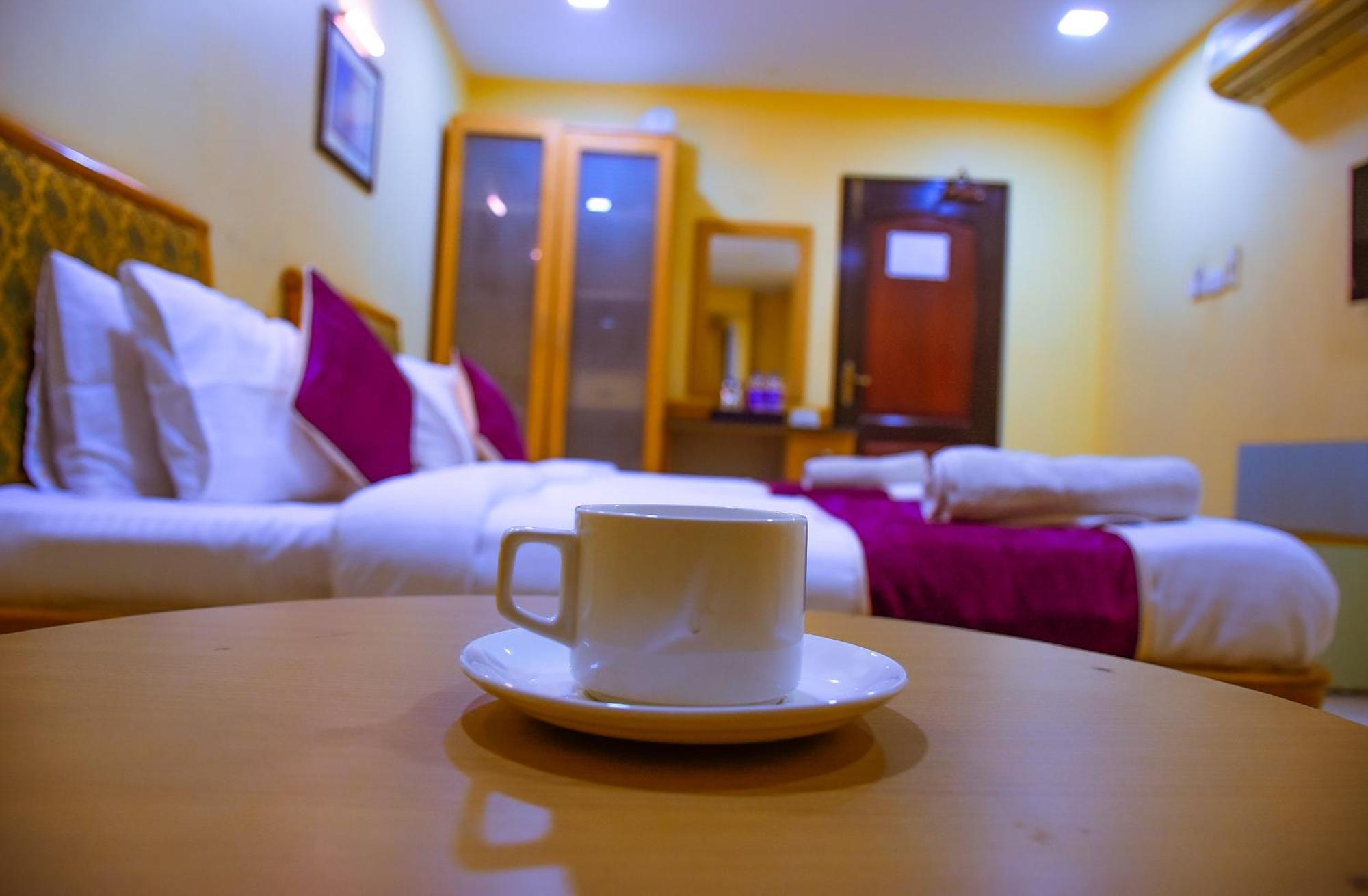 Naksha Tree Hotels - Mogappair Chennai Bagian luar foto