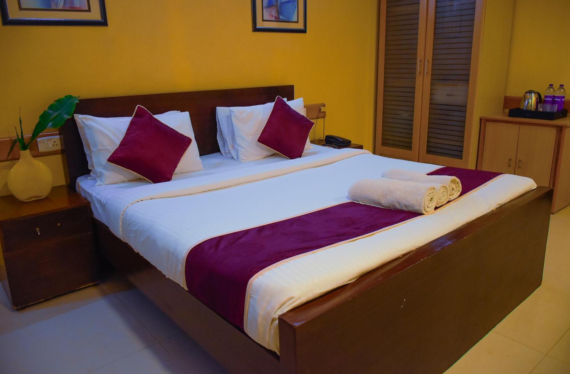 Naksha Tree Hotels - Mogappair Chennai Bagian luar foto